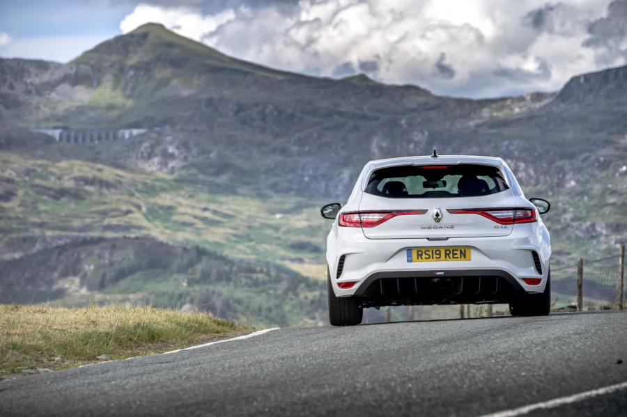  Renault Megane R.S. Trophy-R 2019 года  (UK) (фото 38 из 46)
